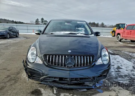 2009 Mercedes-Benz R 320 z USA, uszkodzony, nr VIN 4JGCB25E29A093131